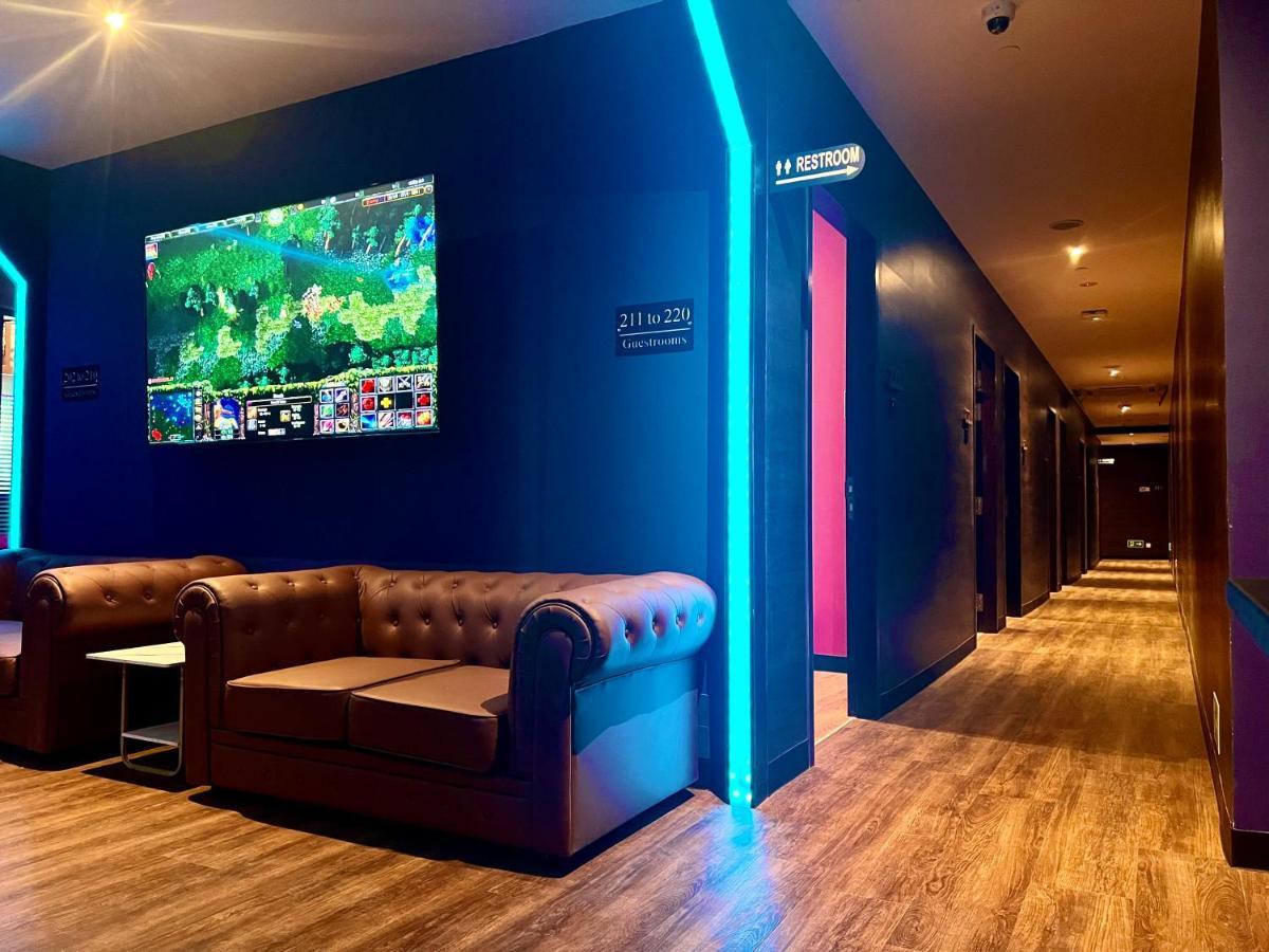 Arena Esports @ Orchard Otel Singapur Dış mekan fotoğraf